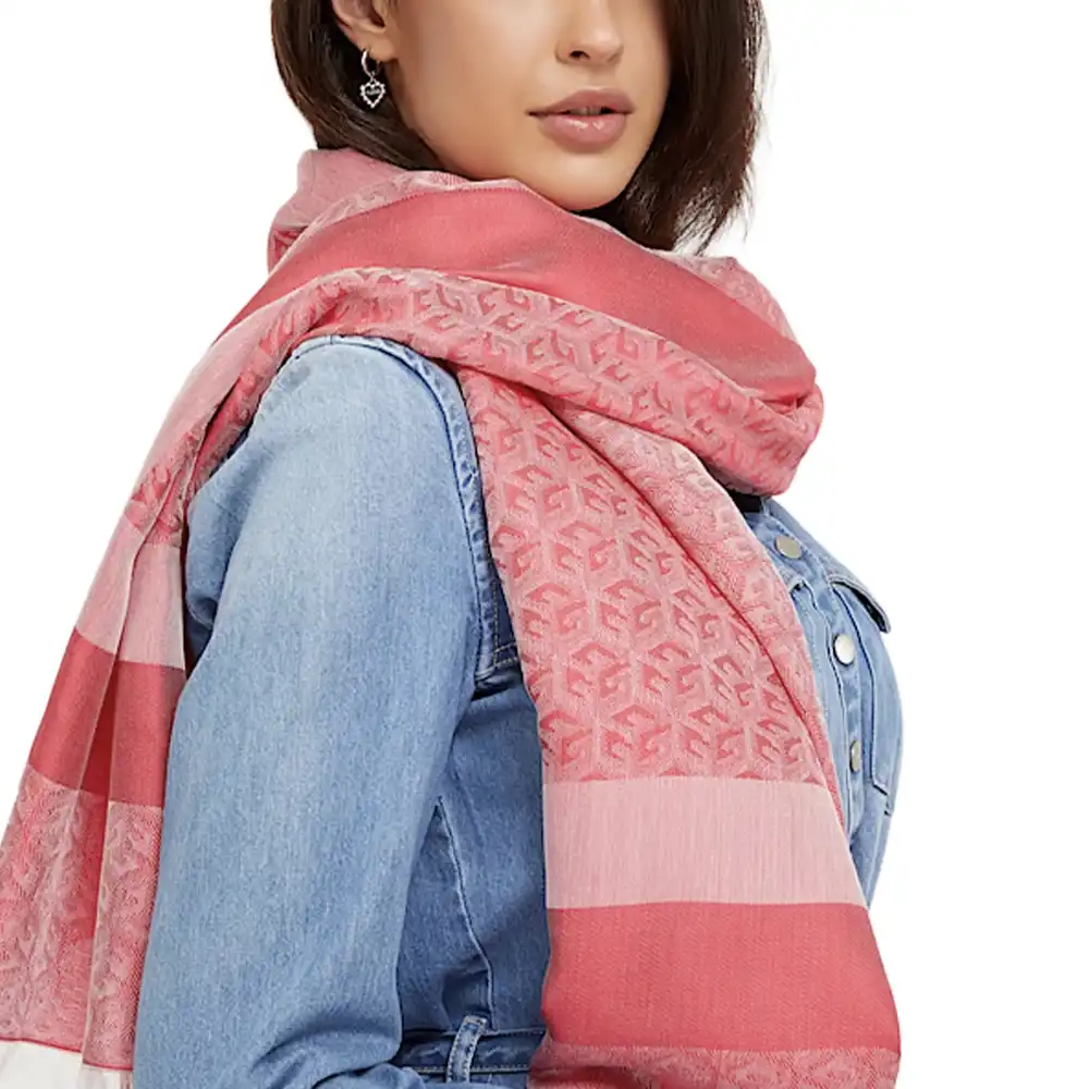 silvana Guess - 2 silvana Guess - 2