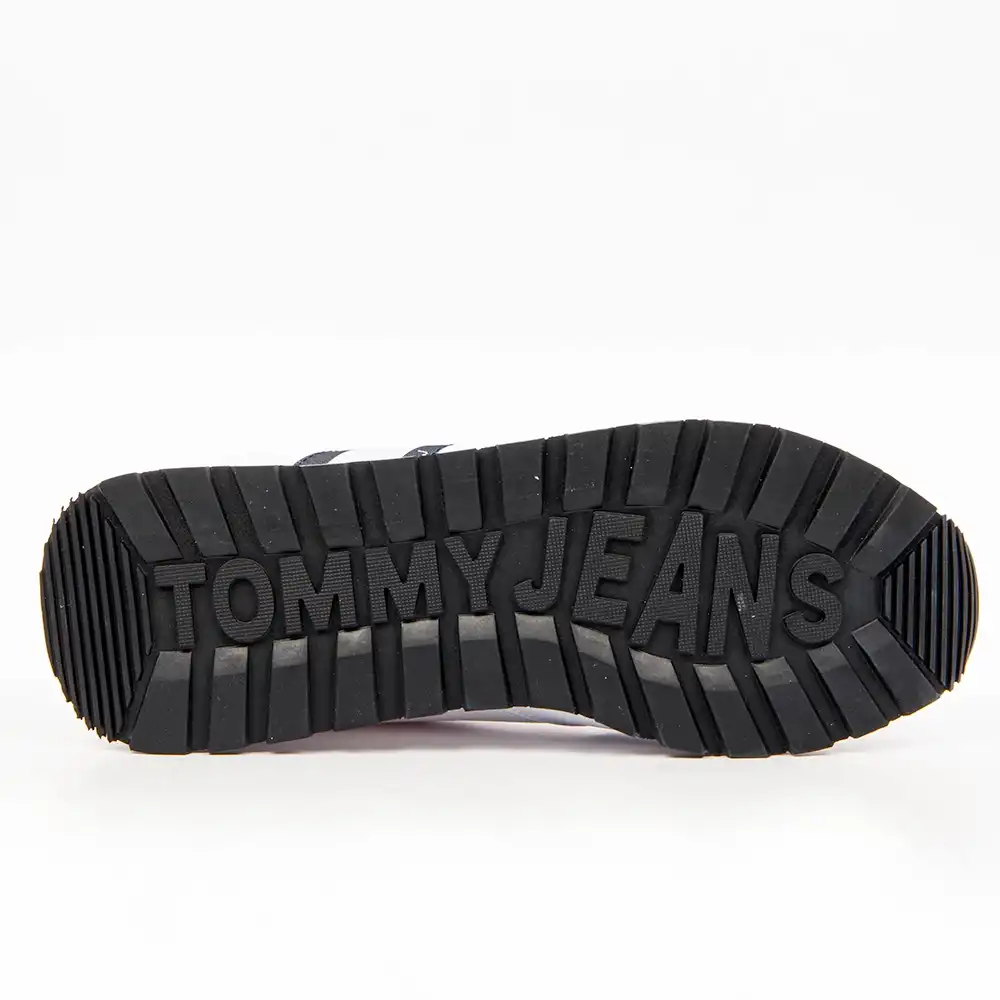 Essential Tommy Jeans - 4