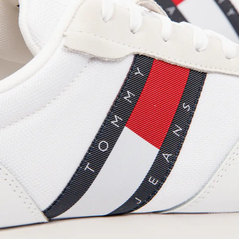 Essential Tommy Jeans - 7