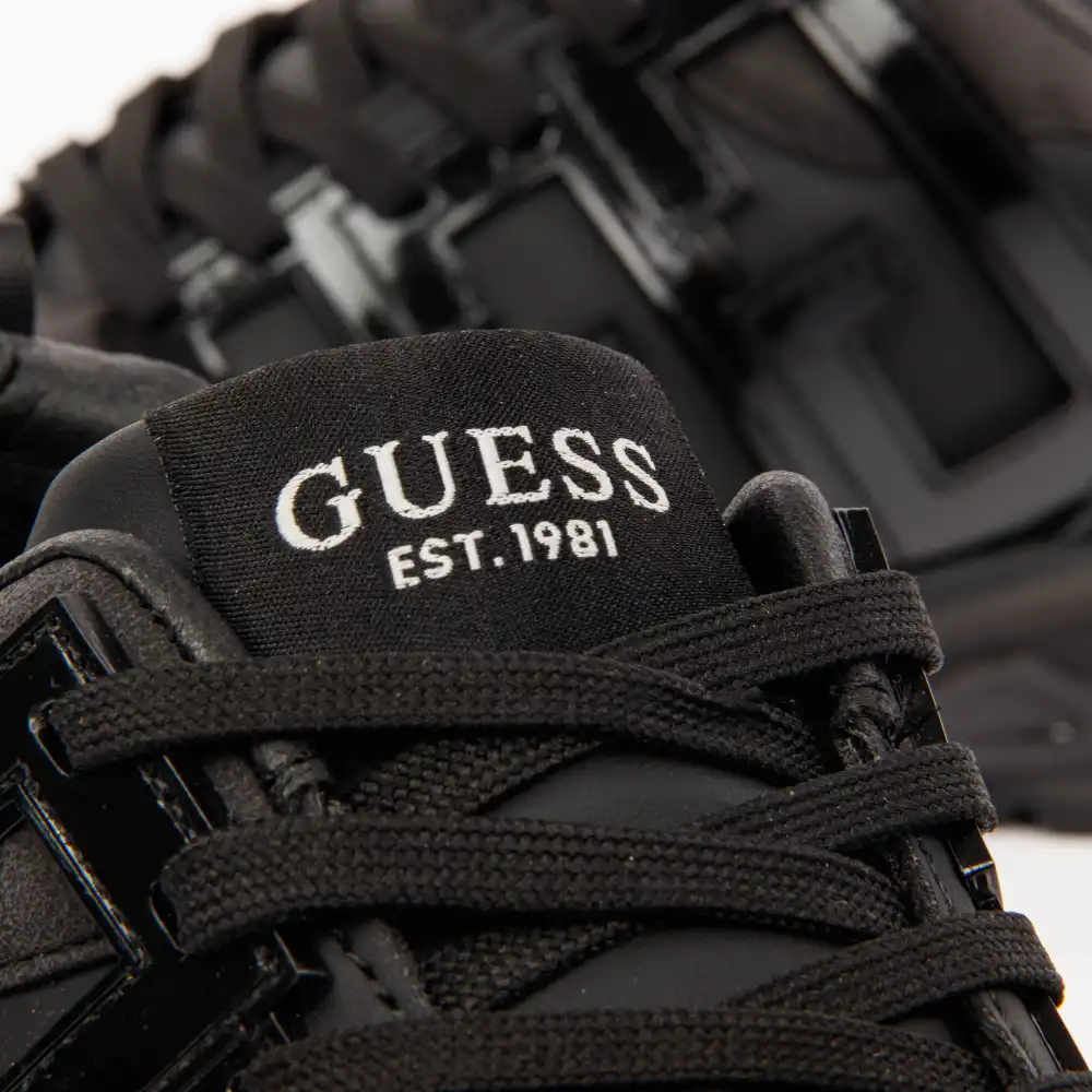 Belluno Guess - 7 Belluno Guess - 7