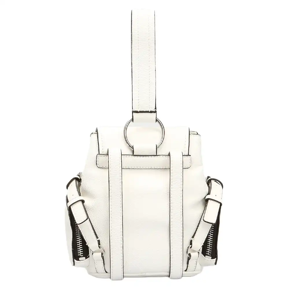 Sally Guess - 3 Sally Guess - 3