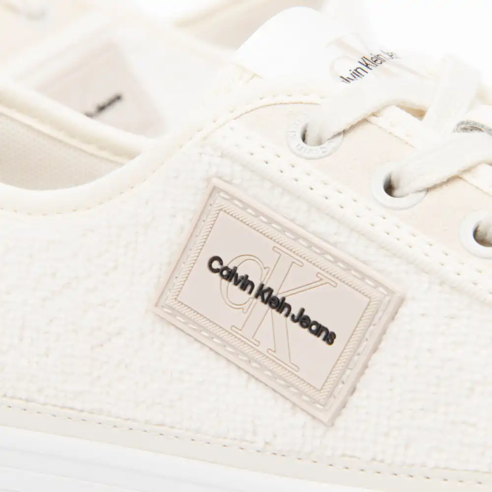 Authentic Calvin Klein - 7