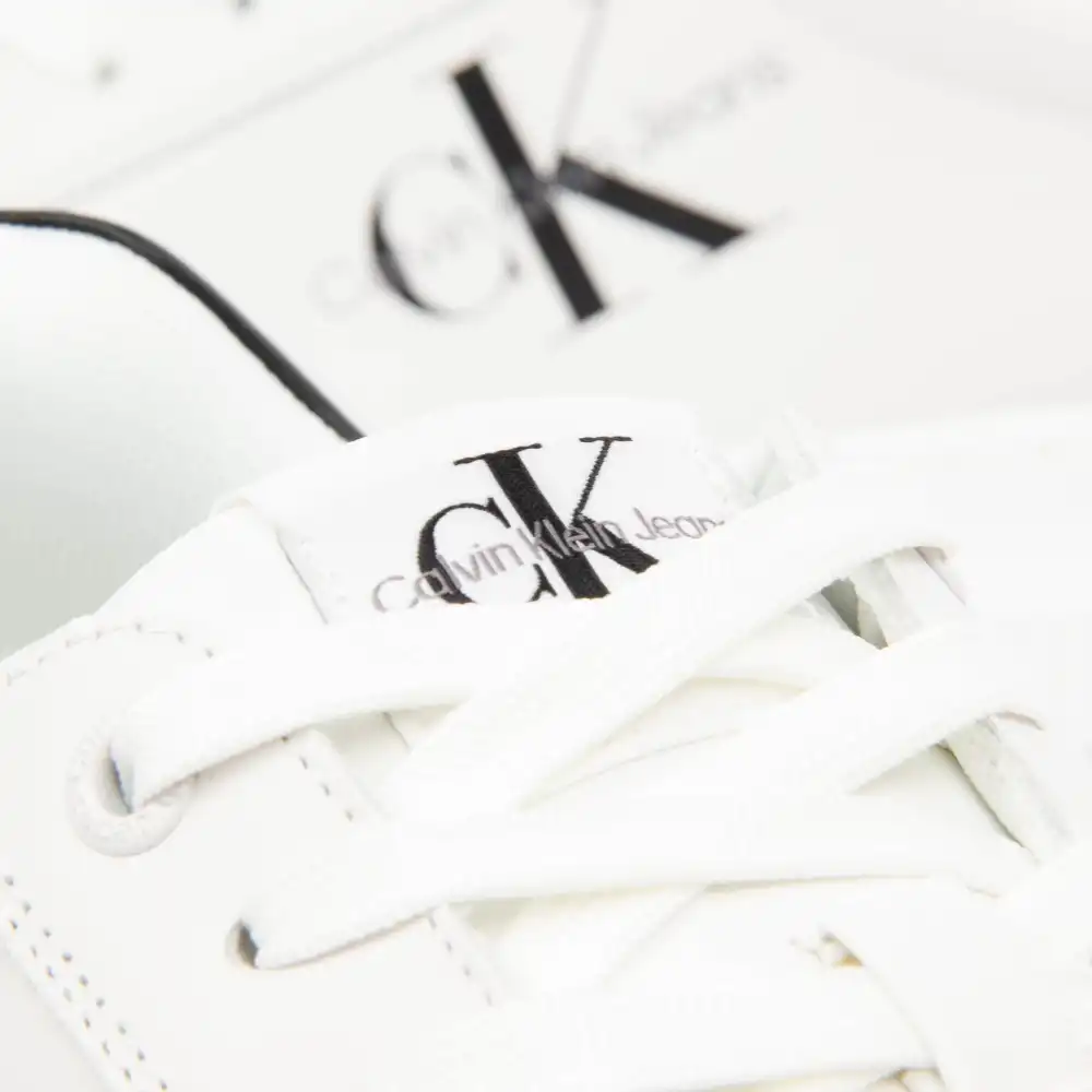 Authentic Calvin Klein - 8 Authentic Calvin Klein - 8