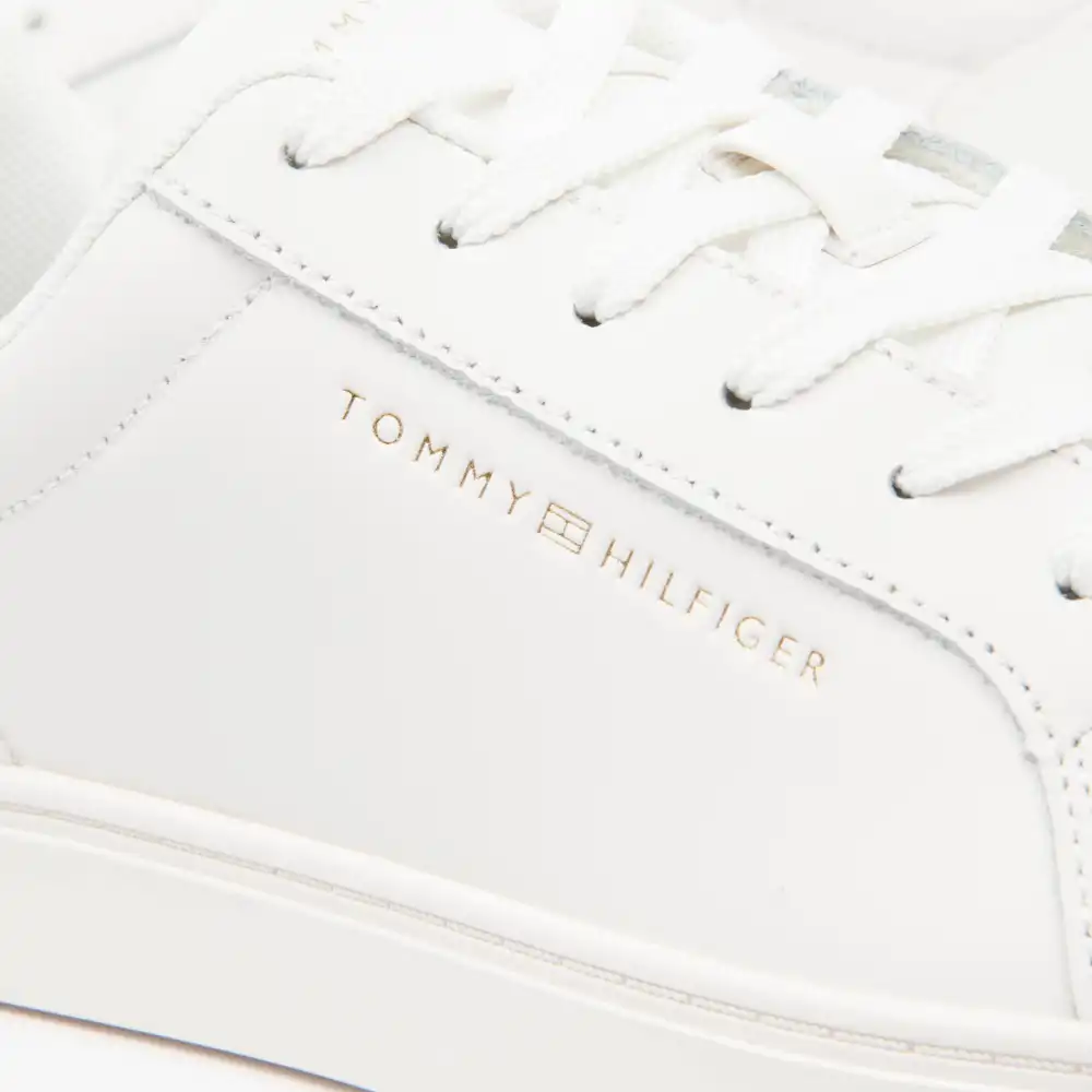 Essential Tommy Jeans - 6