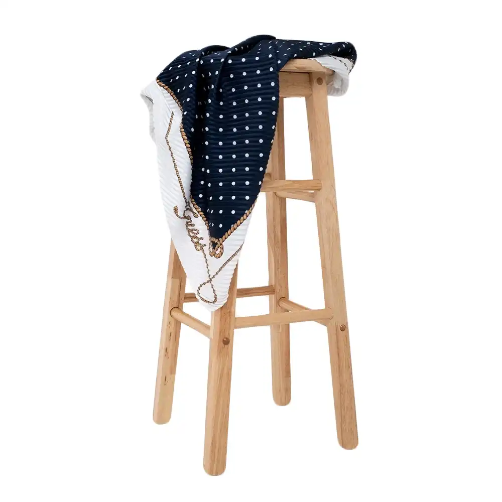 Elizabeth Guess - 3 Elizabeth Guess - 3