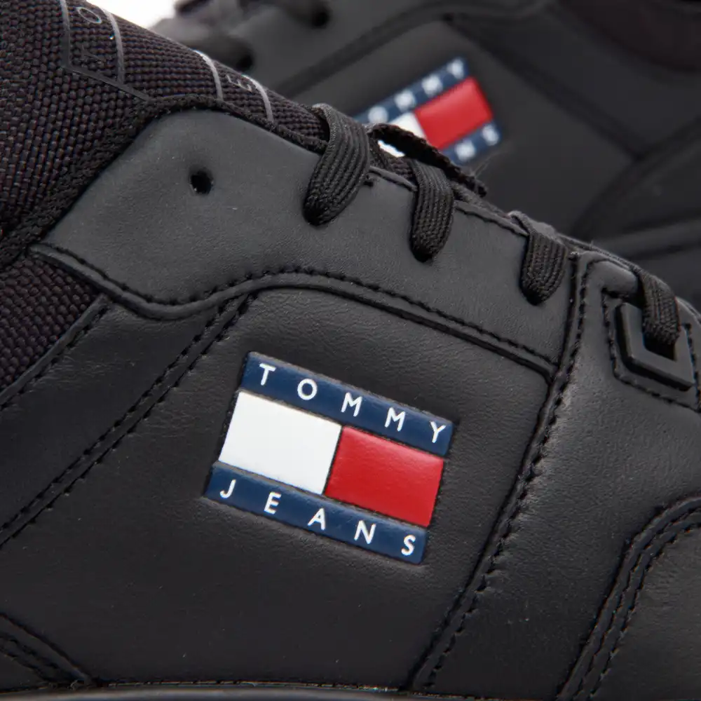 Esssential Tommy Jeans - 8 Esssential Tommy Jeans - 8