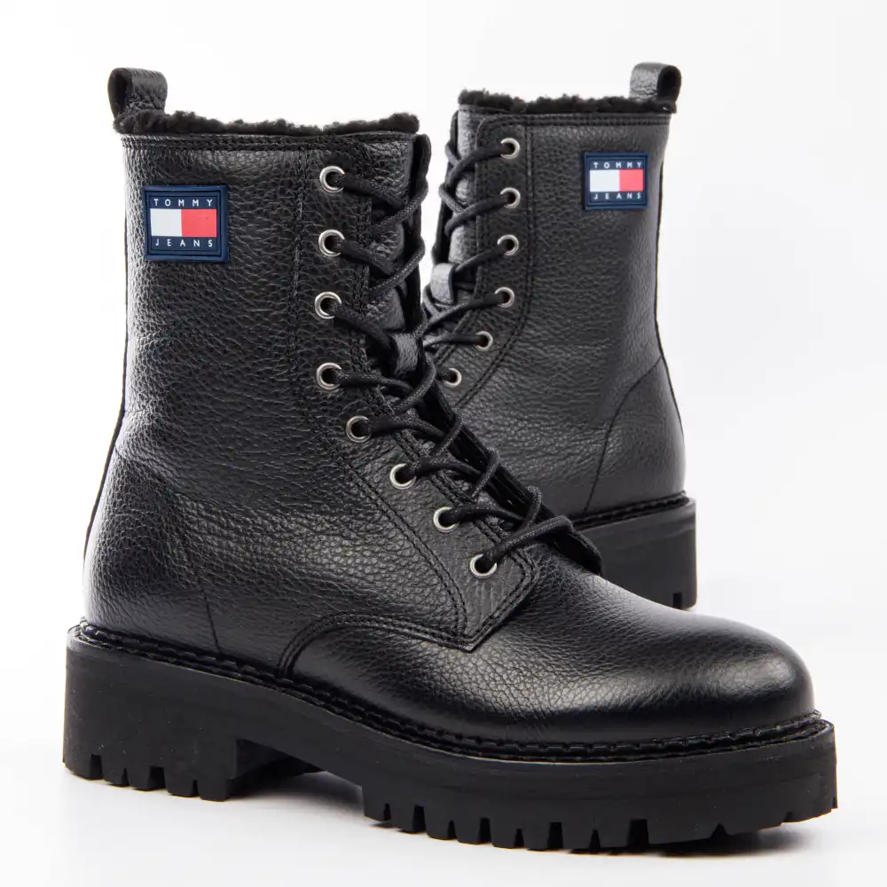 Urban Tommy Jeans - 6 Urban Tommy Jeans - 6