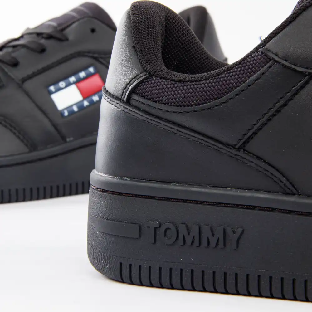 PARTNER: CREATION ref EN0EN02434-BDS Tommy Jeans - 9