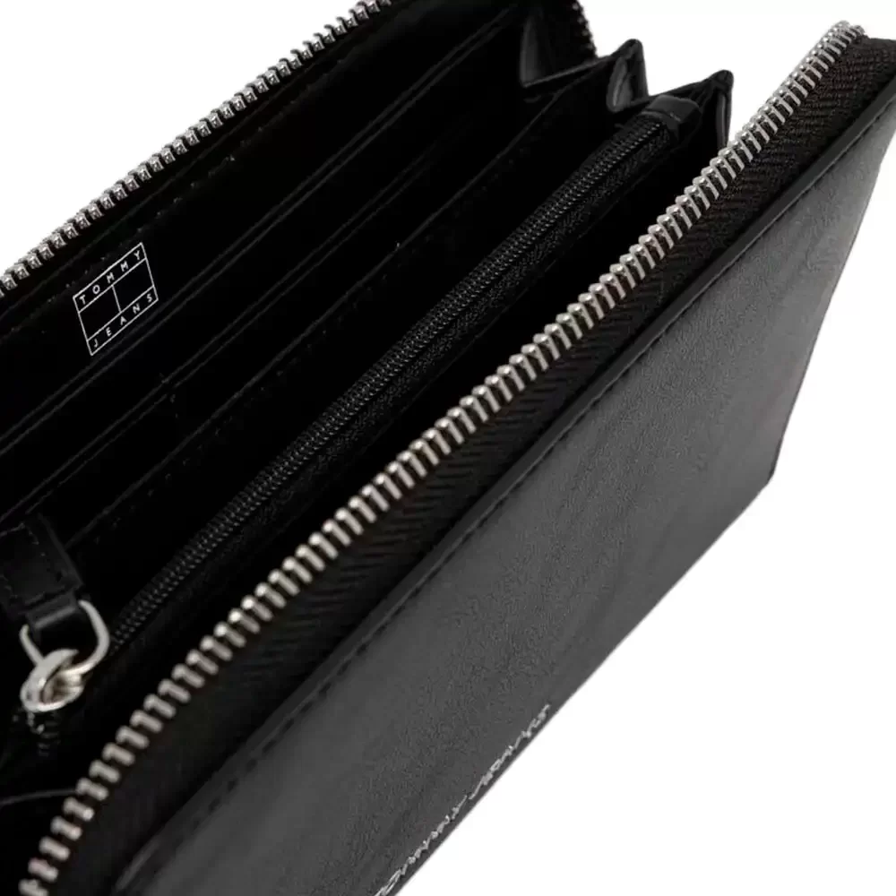 Essential Tommy Jeans - 4