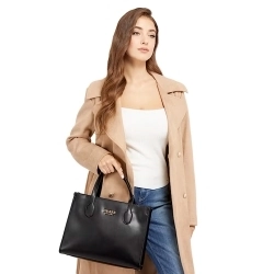 silvana Guess - 3 silvana Guess - 3