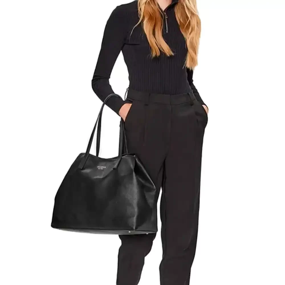 Vikky Guess - 3 Vikky Guess - 3