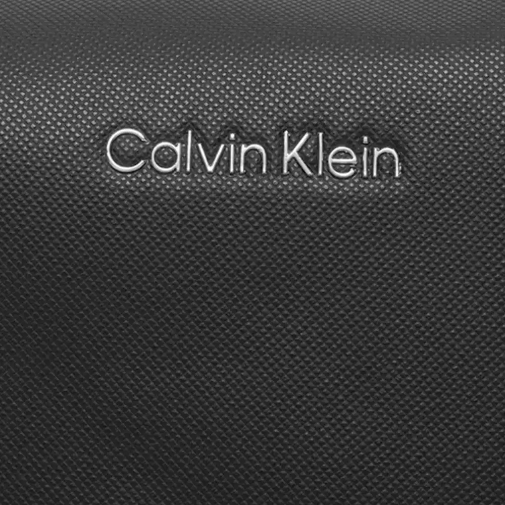 Must Camera Calvin Klein - 2 Must Camera Calvin Klein - 2