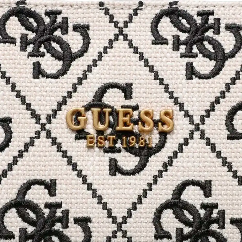 Silvana Guess - 3 Silvana Guess - 3