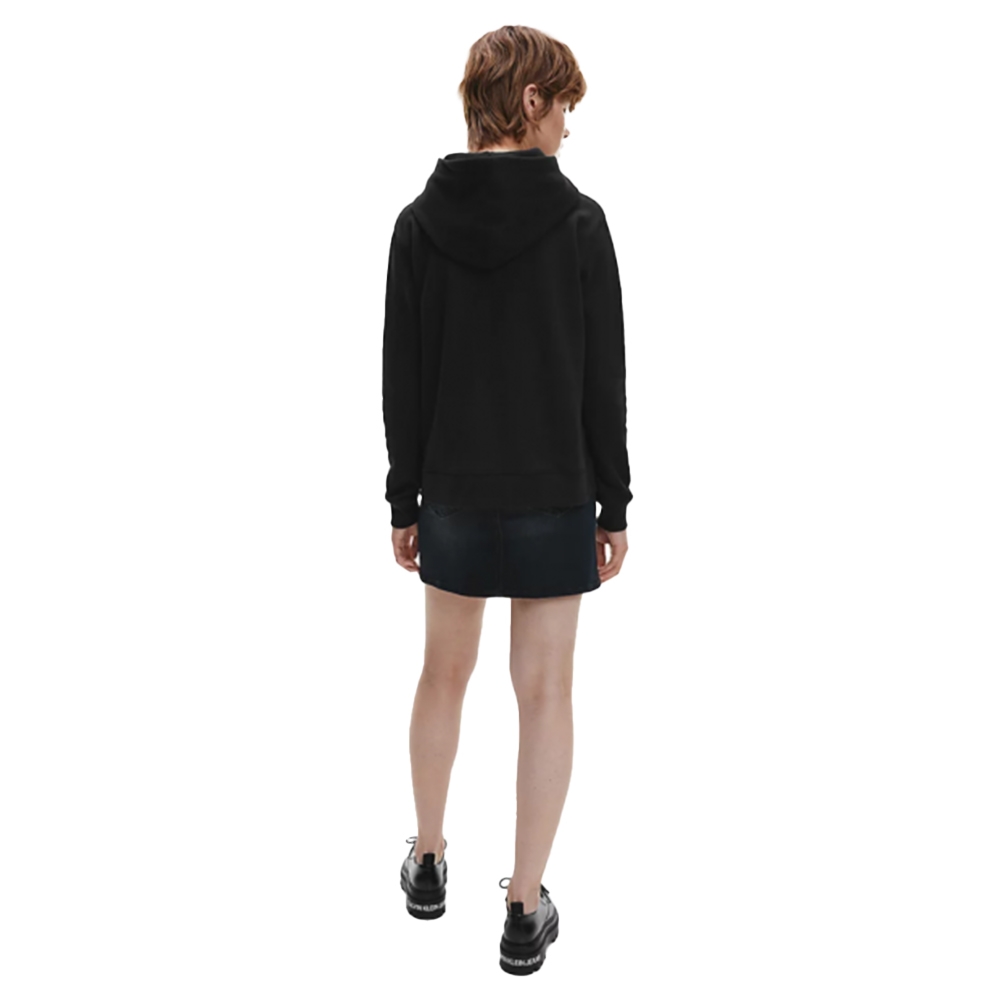 Style bio Calvin Klein - 3