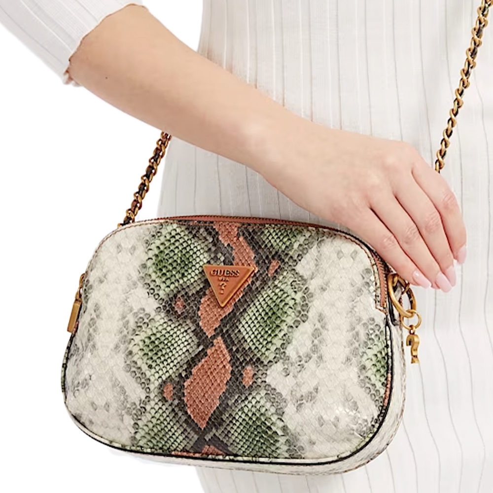 becci Guess - 5 becci Guess - 5