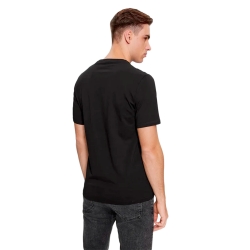 visuel Guess - 4 visuel Guess - 4