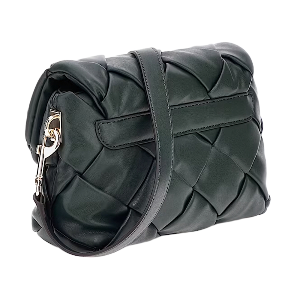 zaina Guess - 4 zaina Guess - 4