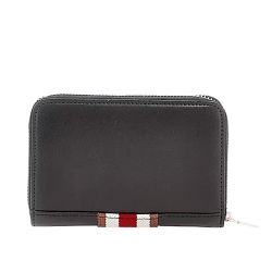 nelka Guess - 3 nelka Guess - 3