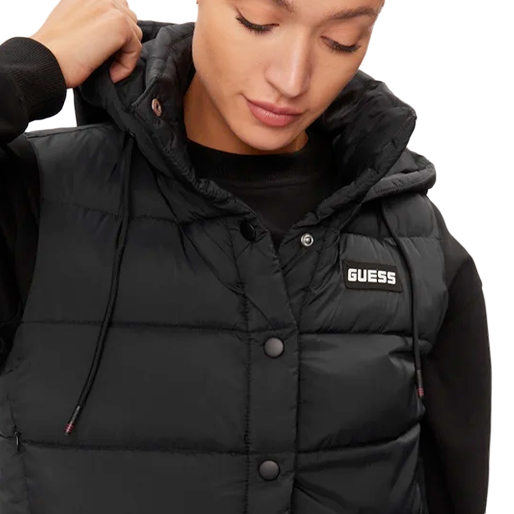 essentials Guess - 4 essentials Guess - 4