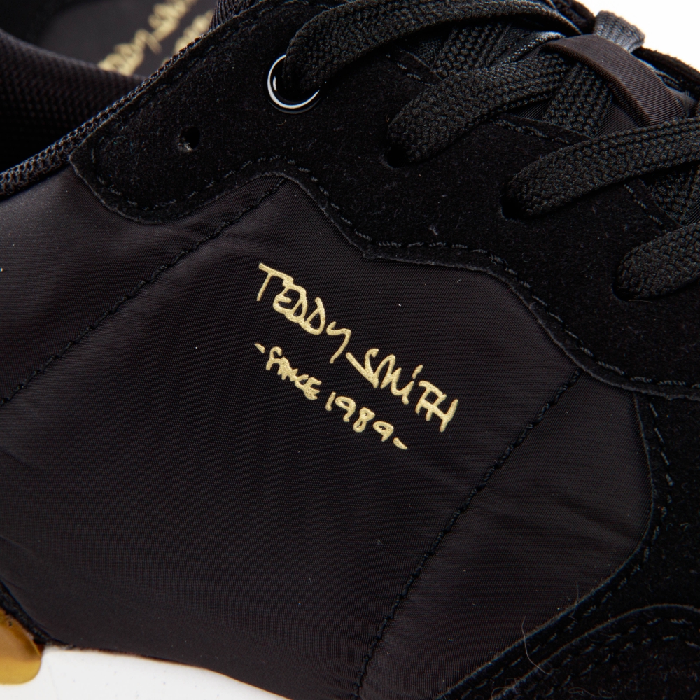 Essential Teddy Smith - 7 Essential Teddy Smith - 7