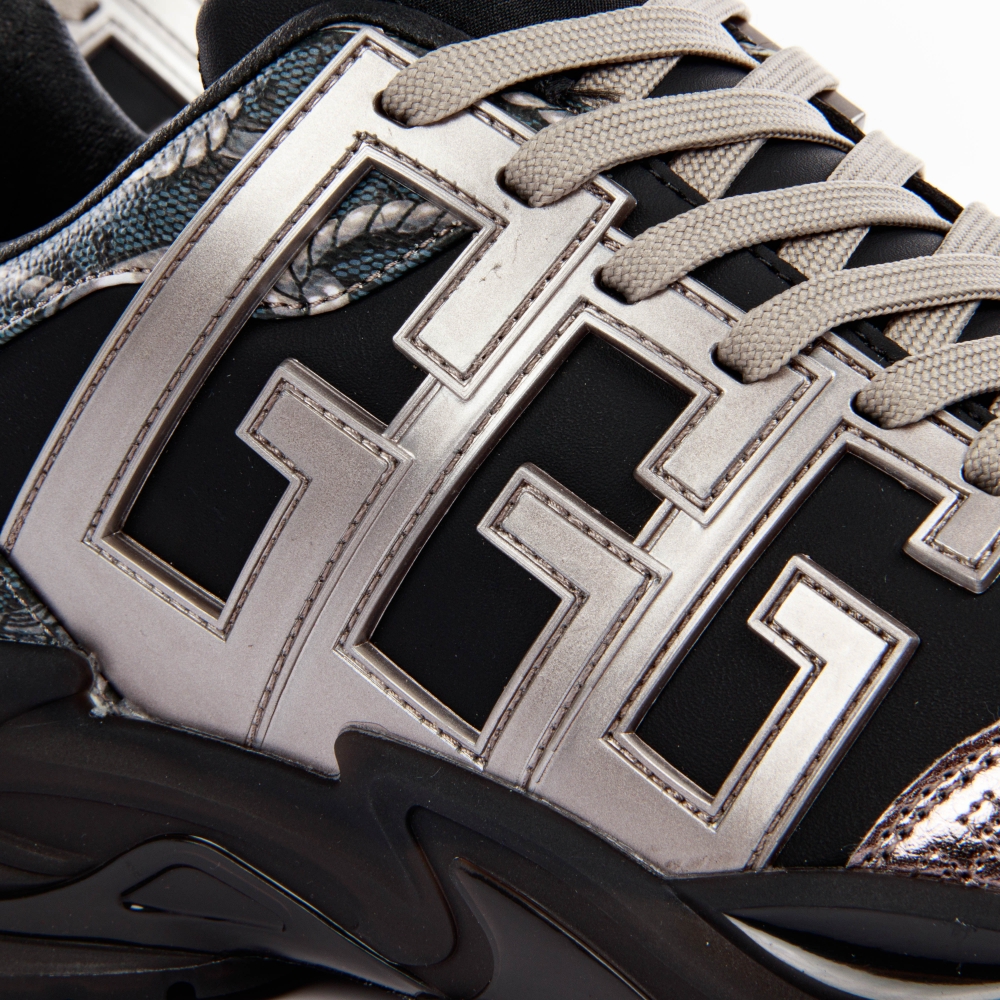 Belluno Guess - 8 Belluno Guess - 8