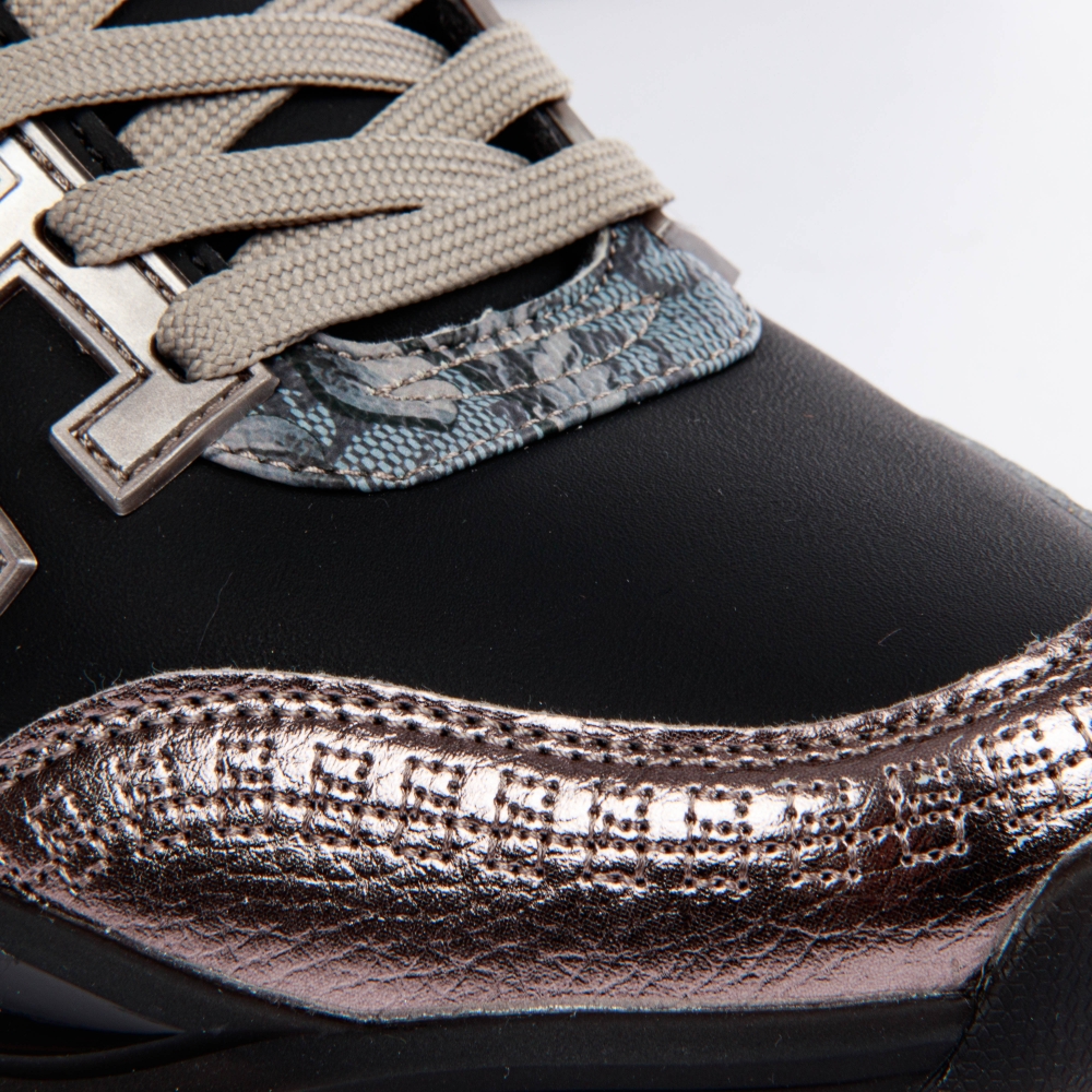 Belluno Guess - 9 Belluno Guess - 9