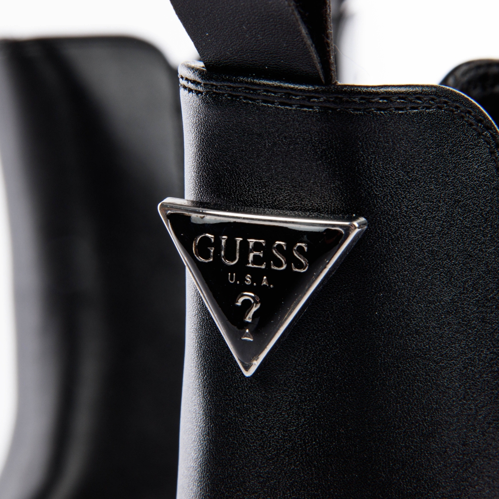 charlotte Guess - 6