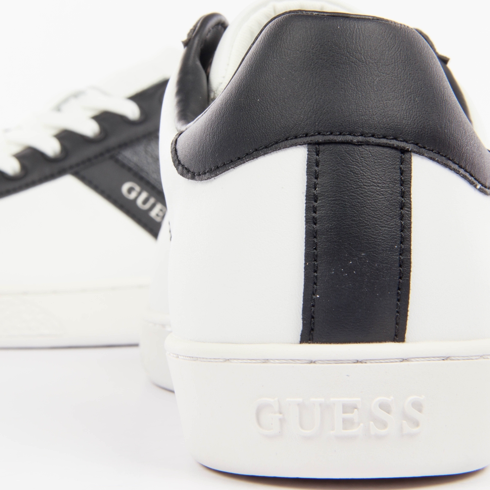 Basket de ville basse homme Guess micro Blanc - ZESHOES Basket de ville basse homme Guess micro Blanc - ZESHOES
