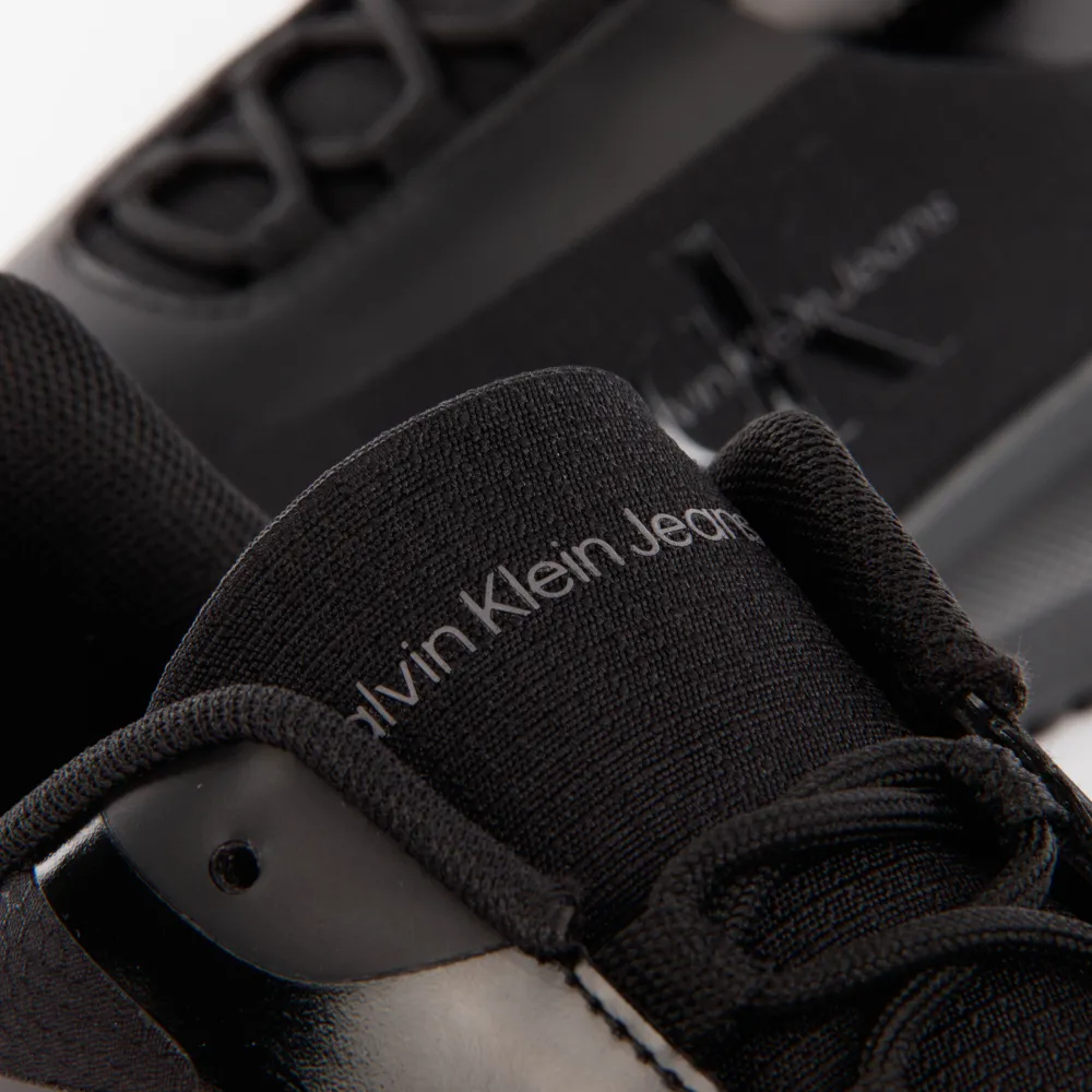 PARTNER: CREATION ref YM0YM0096801-01H