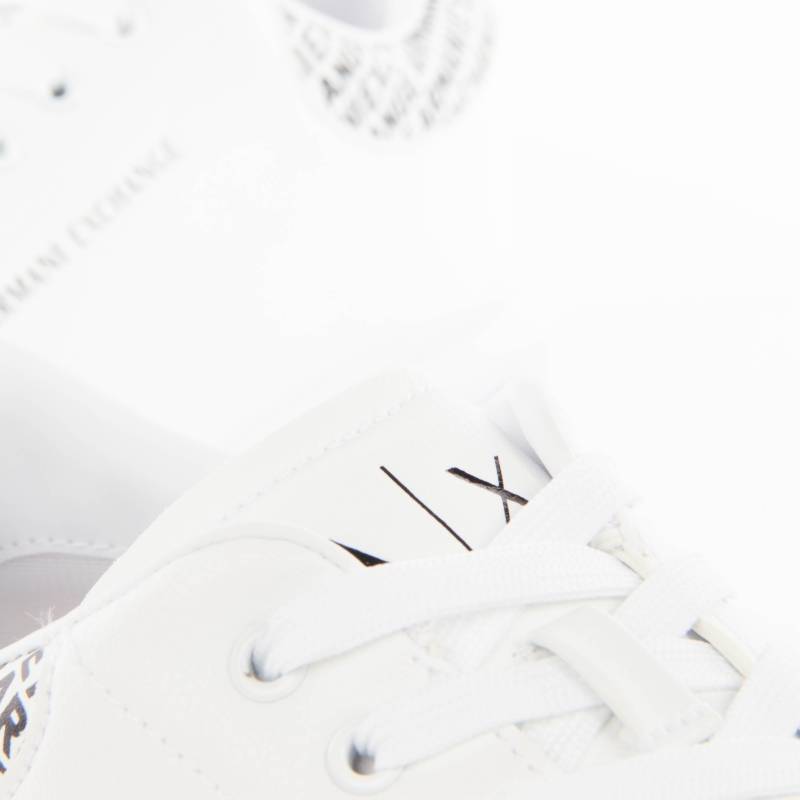 PARTNER: CREATION ref XUX123XV761-K488