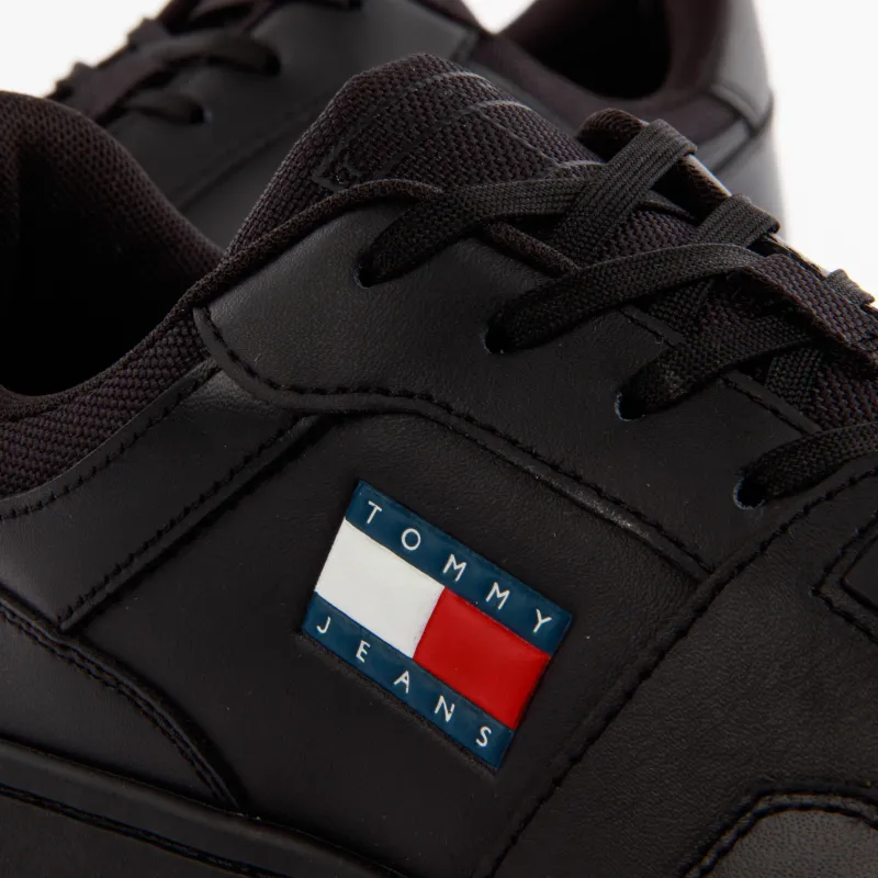 PARTNER: CREATION ref EM0EM01395-BDS