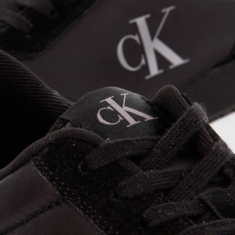 PARTNER: CREATION ref YM0YM01119-0GJ