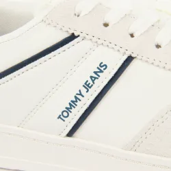 Essentials Essentials