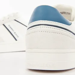 Essentials Essentials