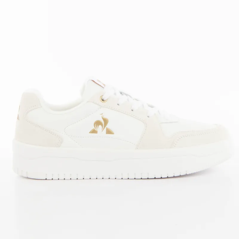 PARTNER: CREATION ref 2422894 PARTNER: CREATION ref 2422894