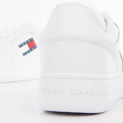 PARTNER: CREATION ref EN0EN02505-W1A