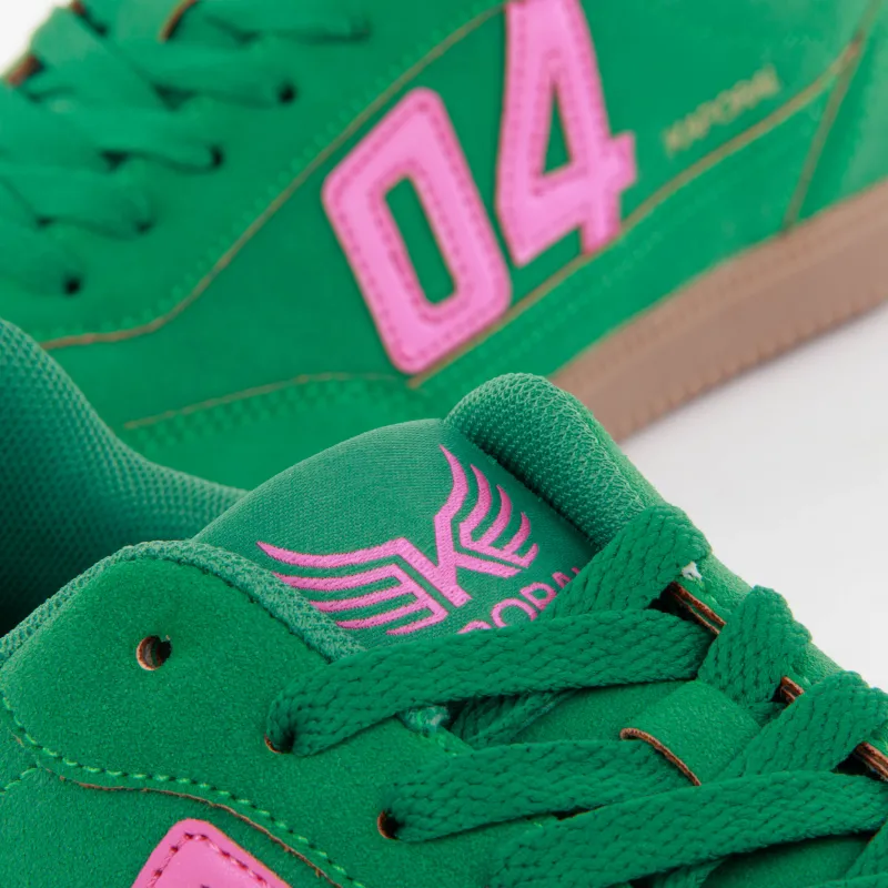 PARTNER: CREATION ref C400279-VERT