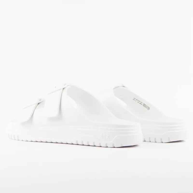 PARTNER: CREATION ref XUP015XV821-01015