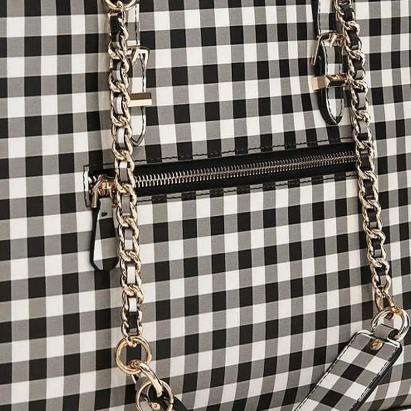 Sac a main femme Guess authentic Noir - ZESHOES