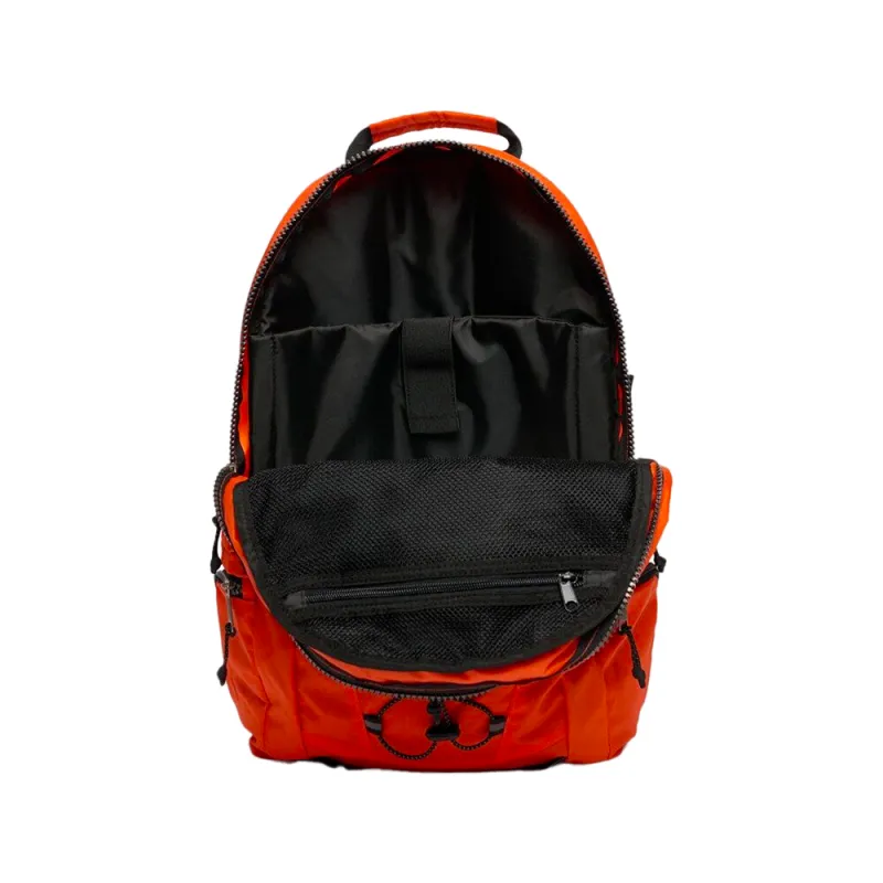 PARTNER: CREATION ref W9110420A-UM2