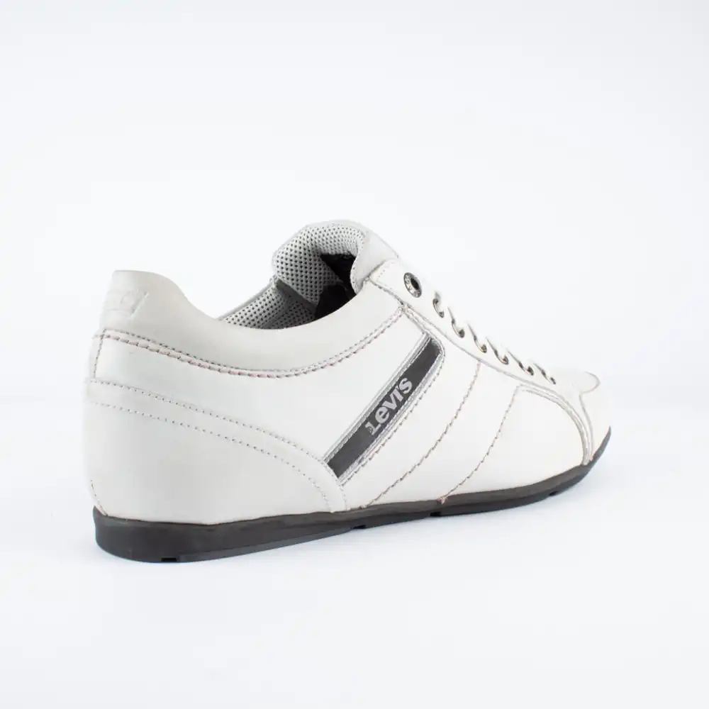 Produits victimes de leur succès Levis Basket Levis Blanc