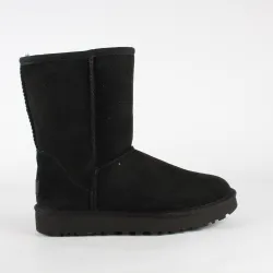 Boots UGG classic ii fourrée Noir - ZESHOES