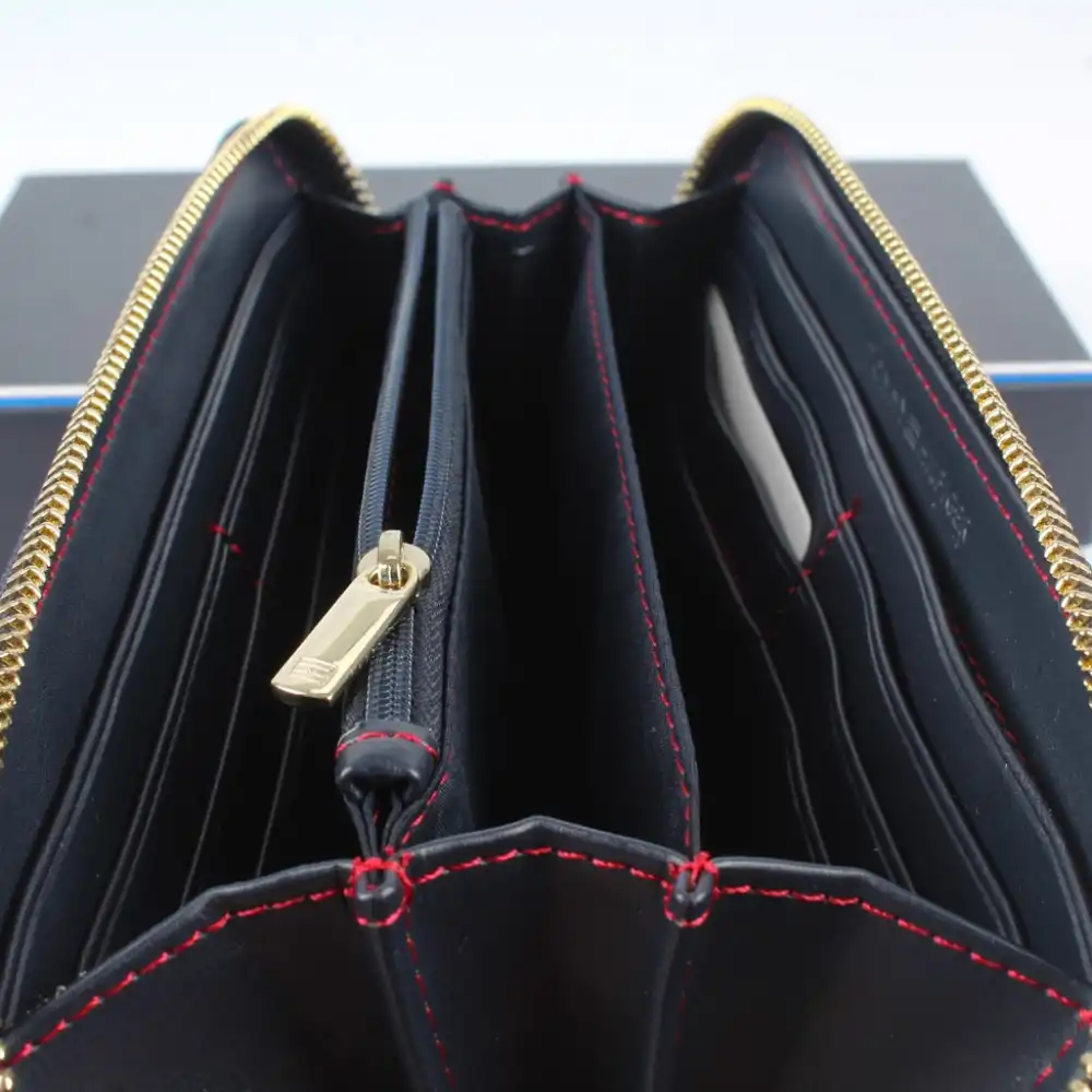 Portefeuille femme Tommy Jeans large classic Noir - ZESHOES