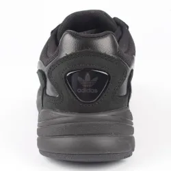 Basket basse femme Adidas falcon Noir - ZESHOES