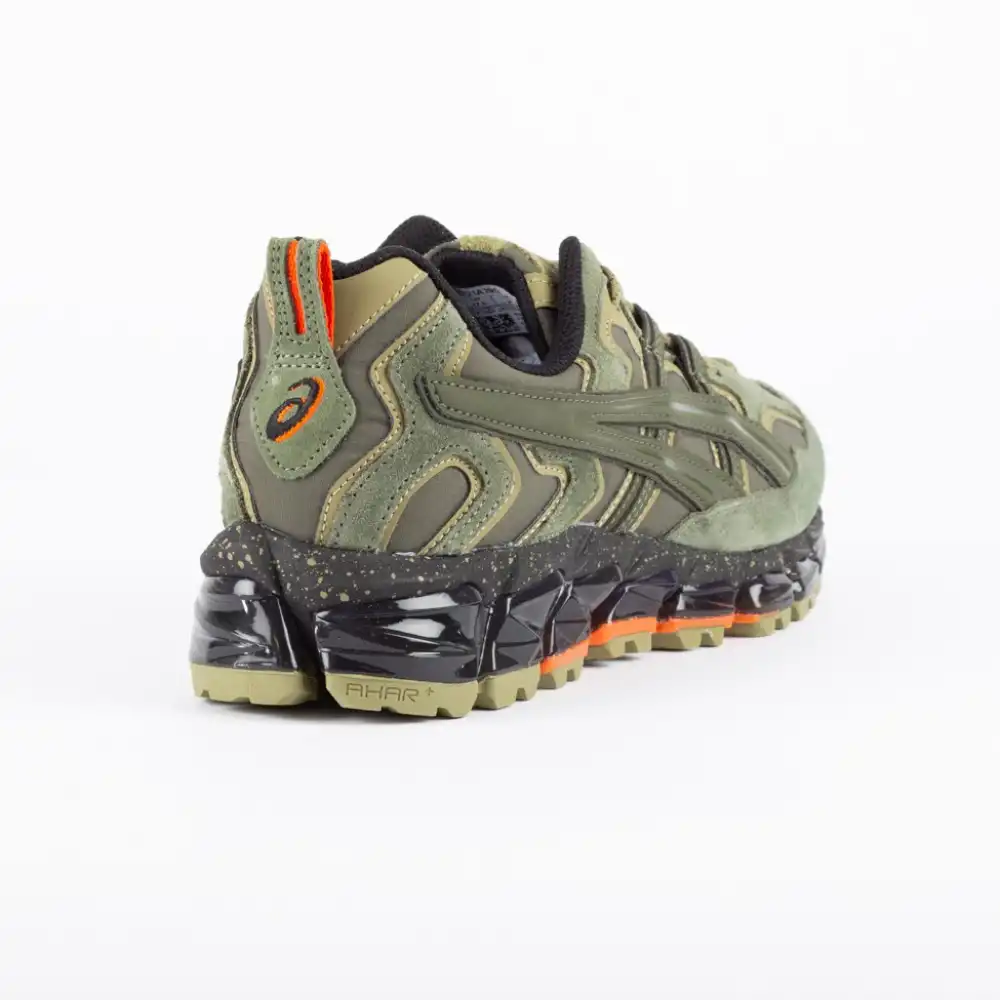 Produits victimes de leur succès Asics gel nandi 360 Kaki