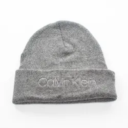 stich logo casual beanie