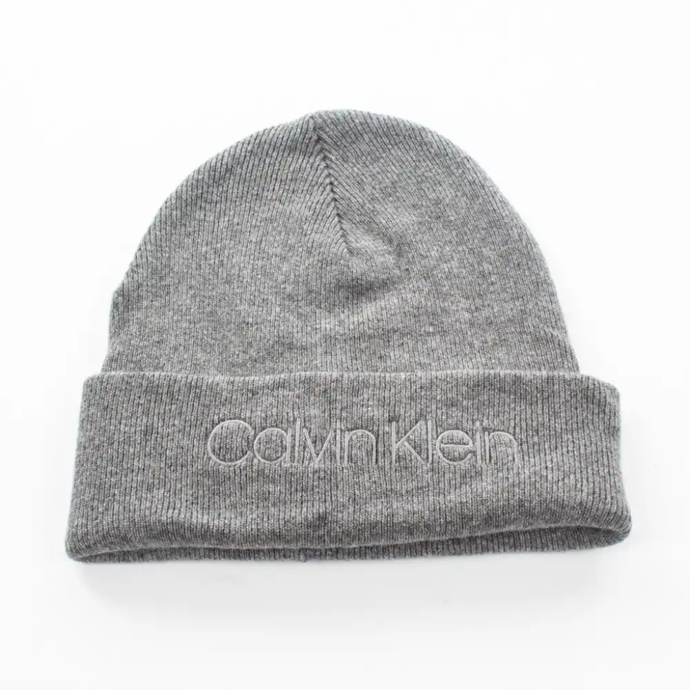 stich logo casual beanie