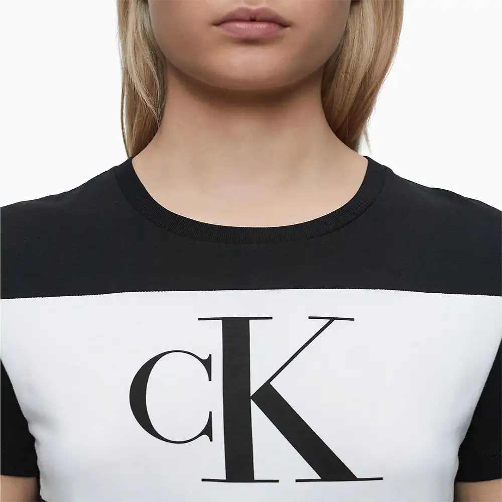 Tee shirt manche courte femme Calvin Klein block logo Noir