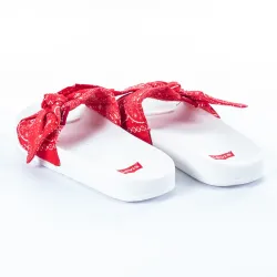 Produits victimes de leur succès Levis brillant Blanc