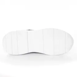 Basket pour femme Guess noire et blanche